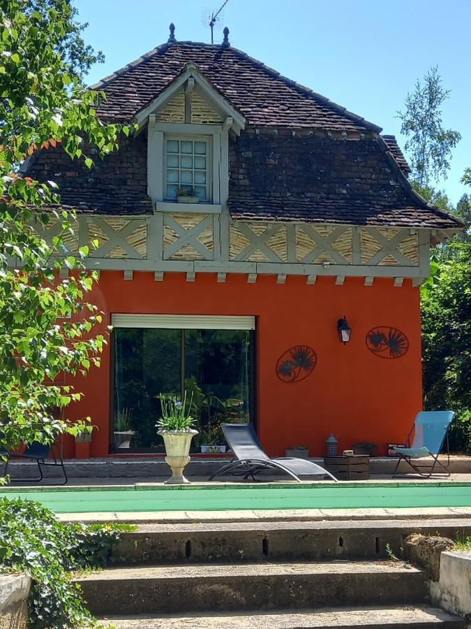 Le Jardin De Myrtille Acomodação com café da manhã Saint-Géraud-de-Corps Exterior foto